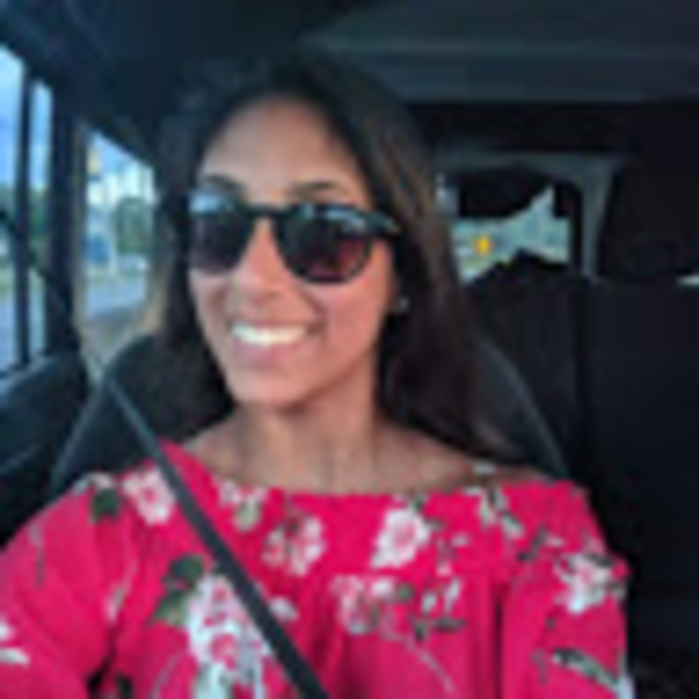 Meet your Posher, Niki